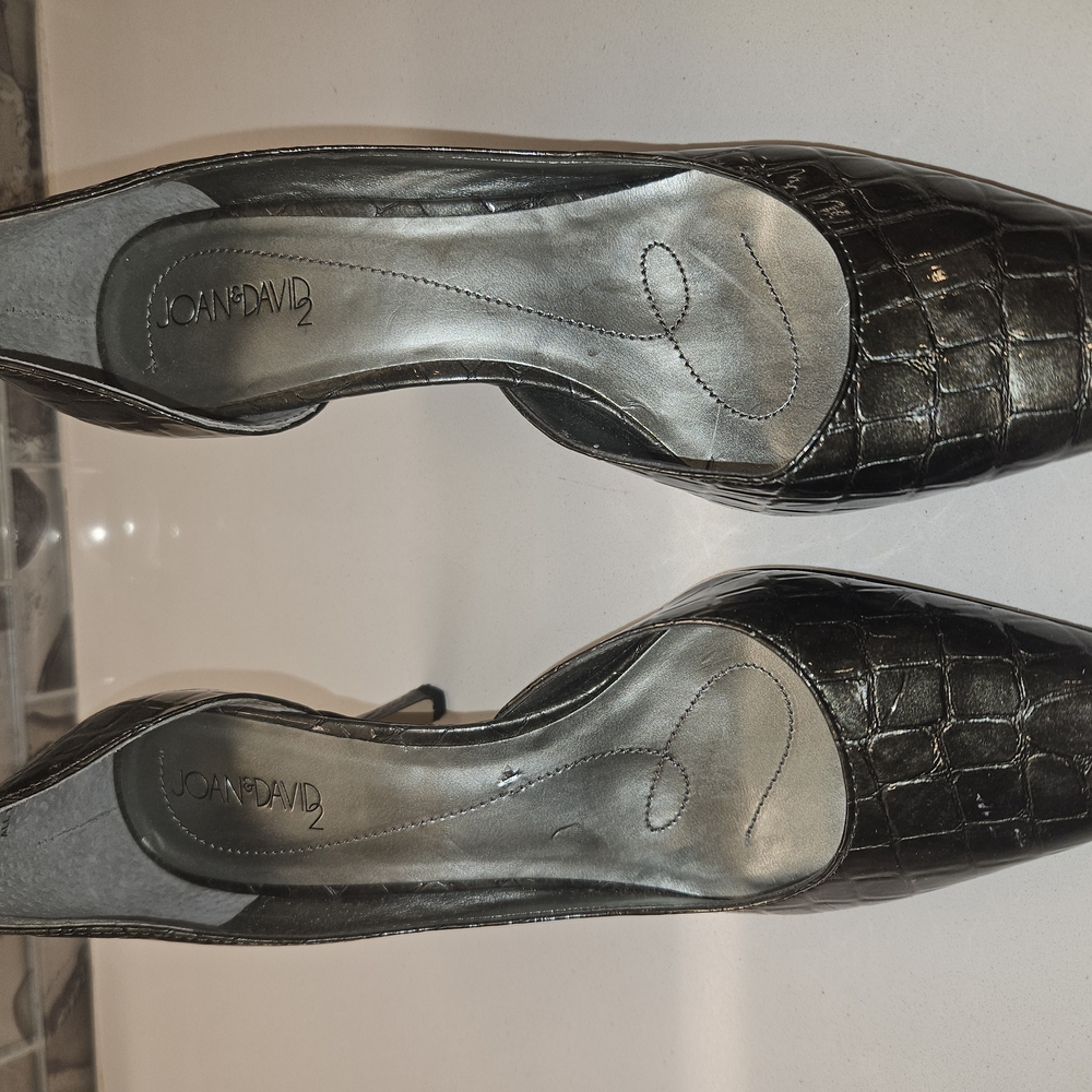 Joan & David Black Croc-Embossed Women's Shoes